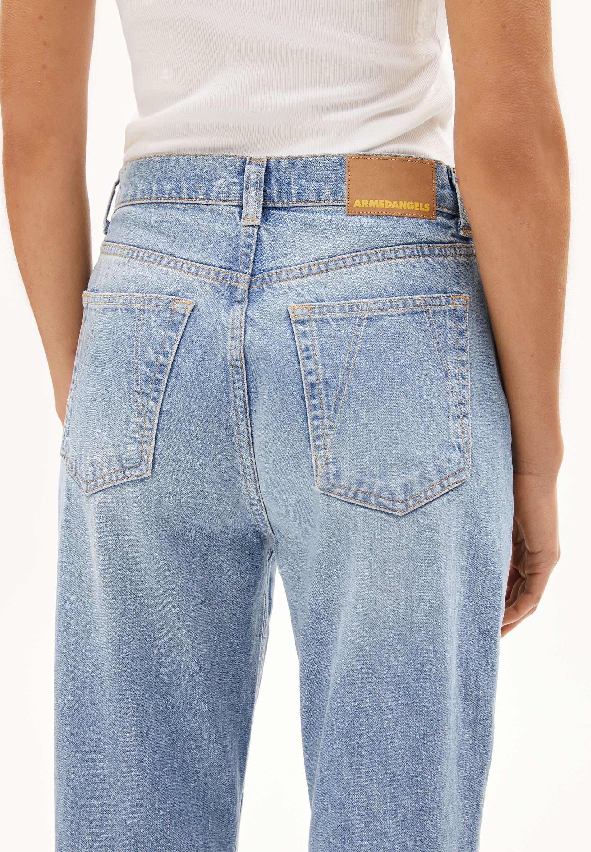 AAIKALA HIGH WAIST STRAIGHT JEANS | andromedar - Image 3