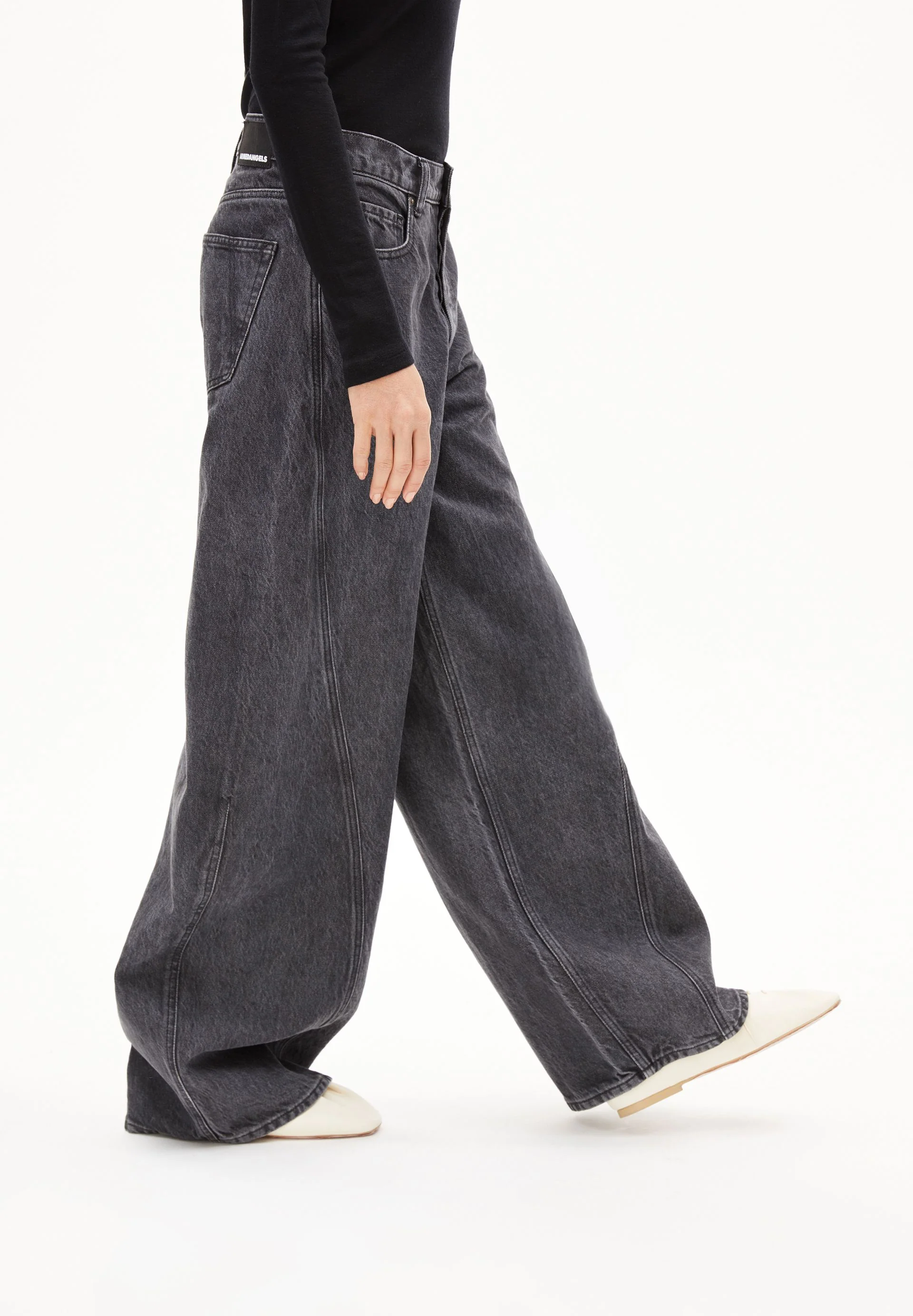 AALTHEA MID WAIST BARREL JEANS | corno - Image 6