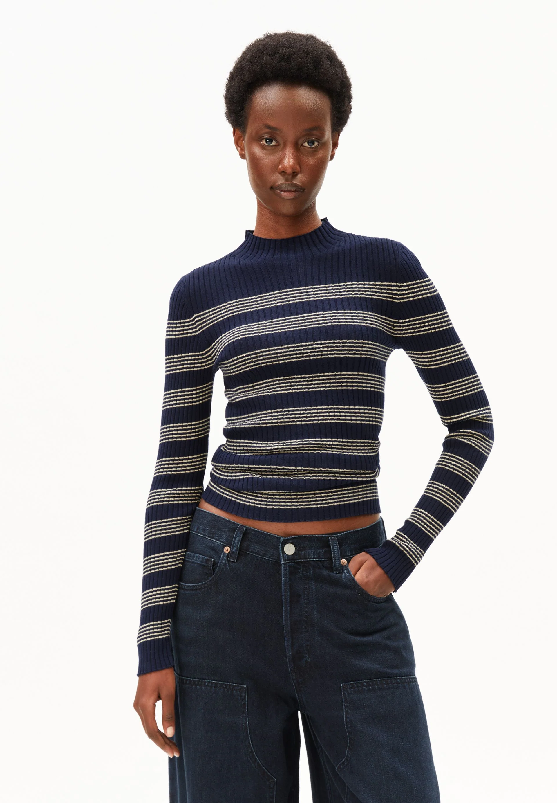 ALAANIA GESTREIFTER STRICKPULLOVER - Image 2