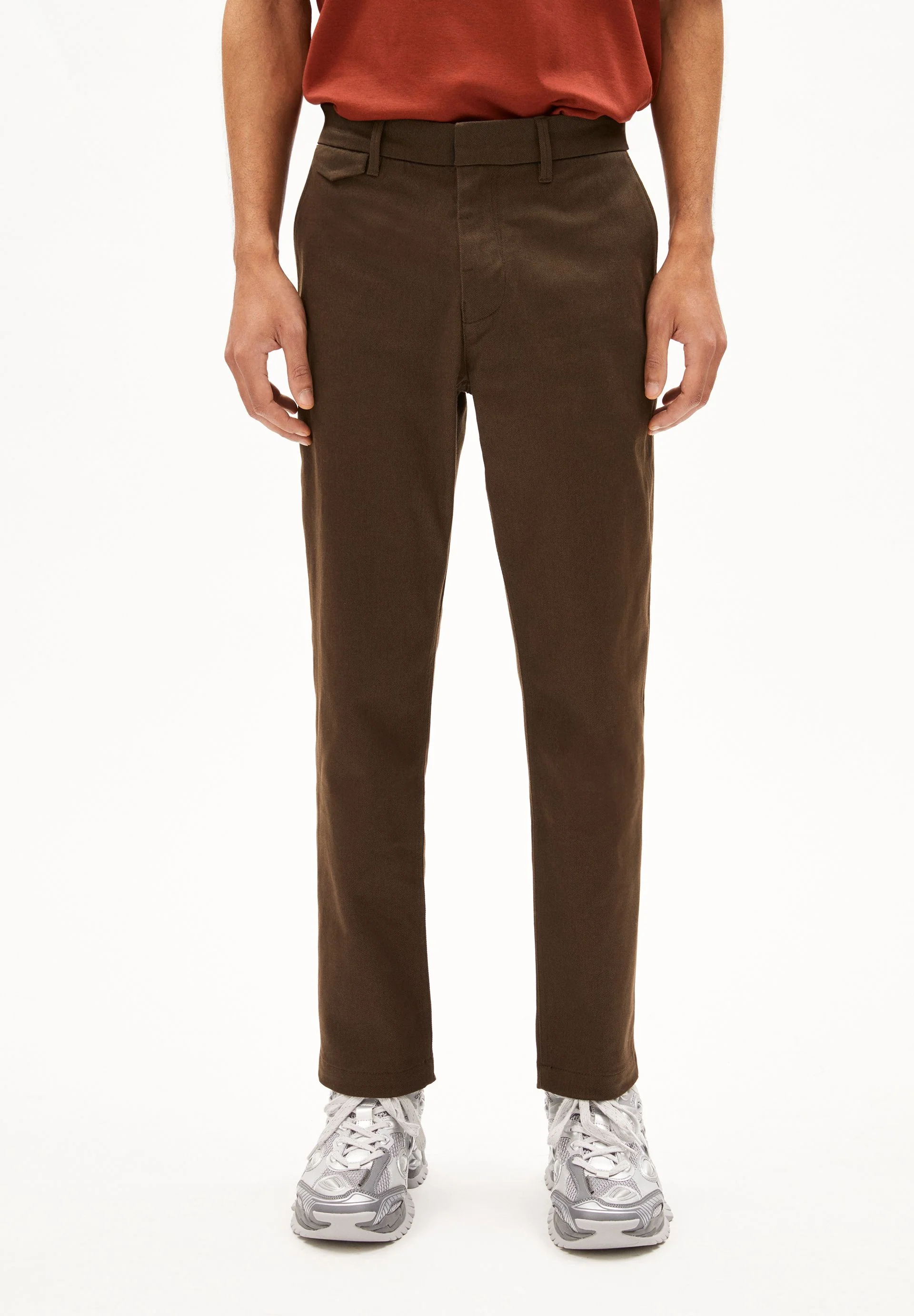 ALVAARO PREMIUM | earth
