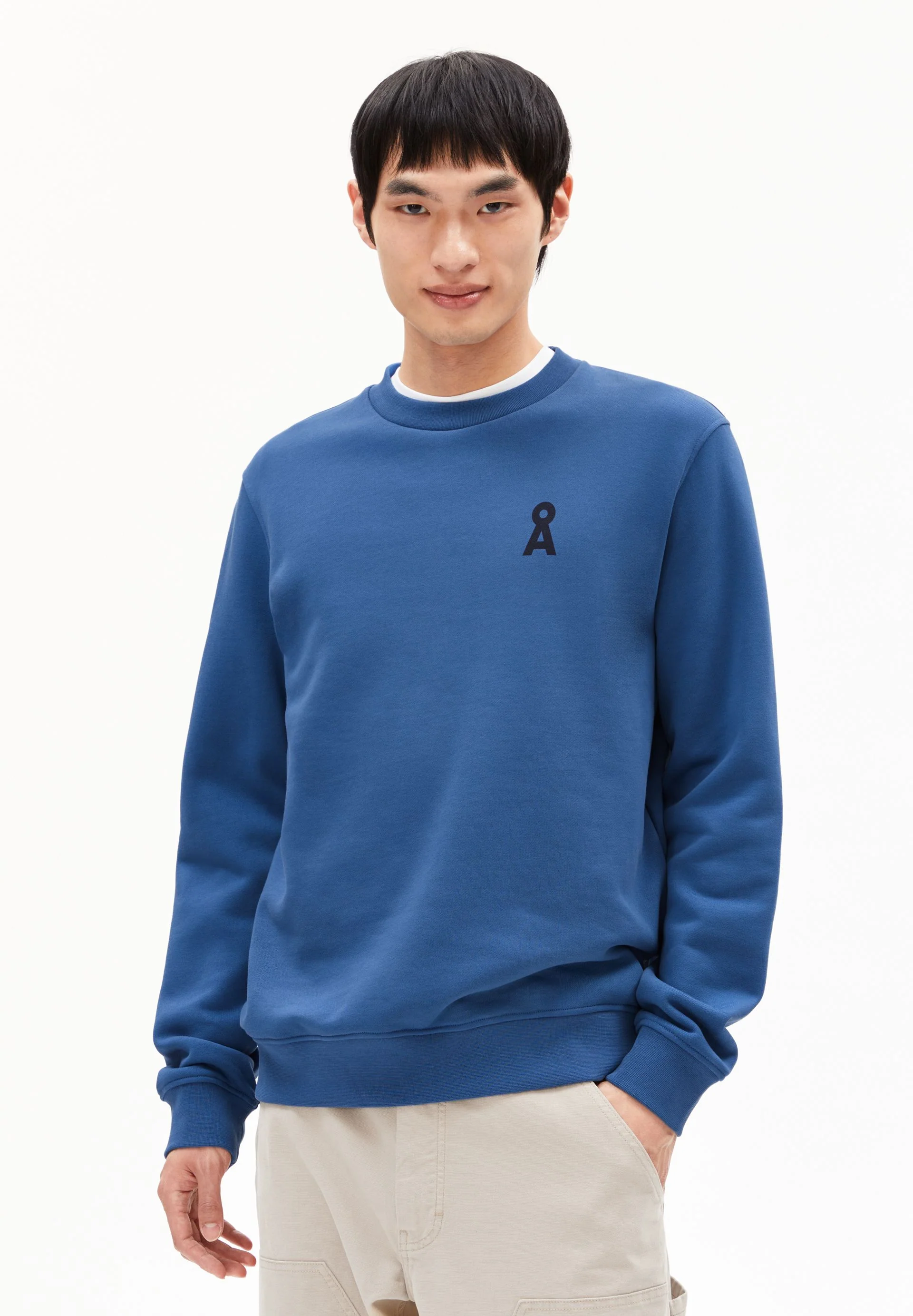BAARO CHANGES SWEATSHIRT | dark morning
