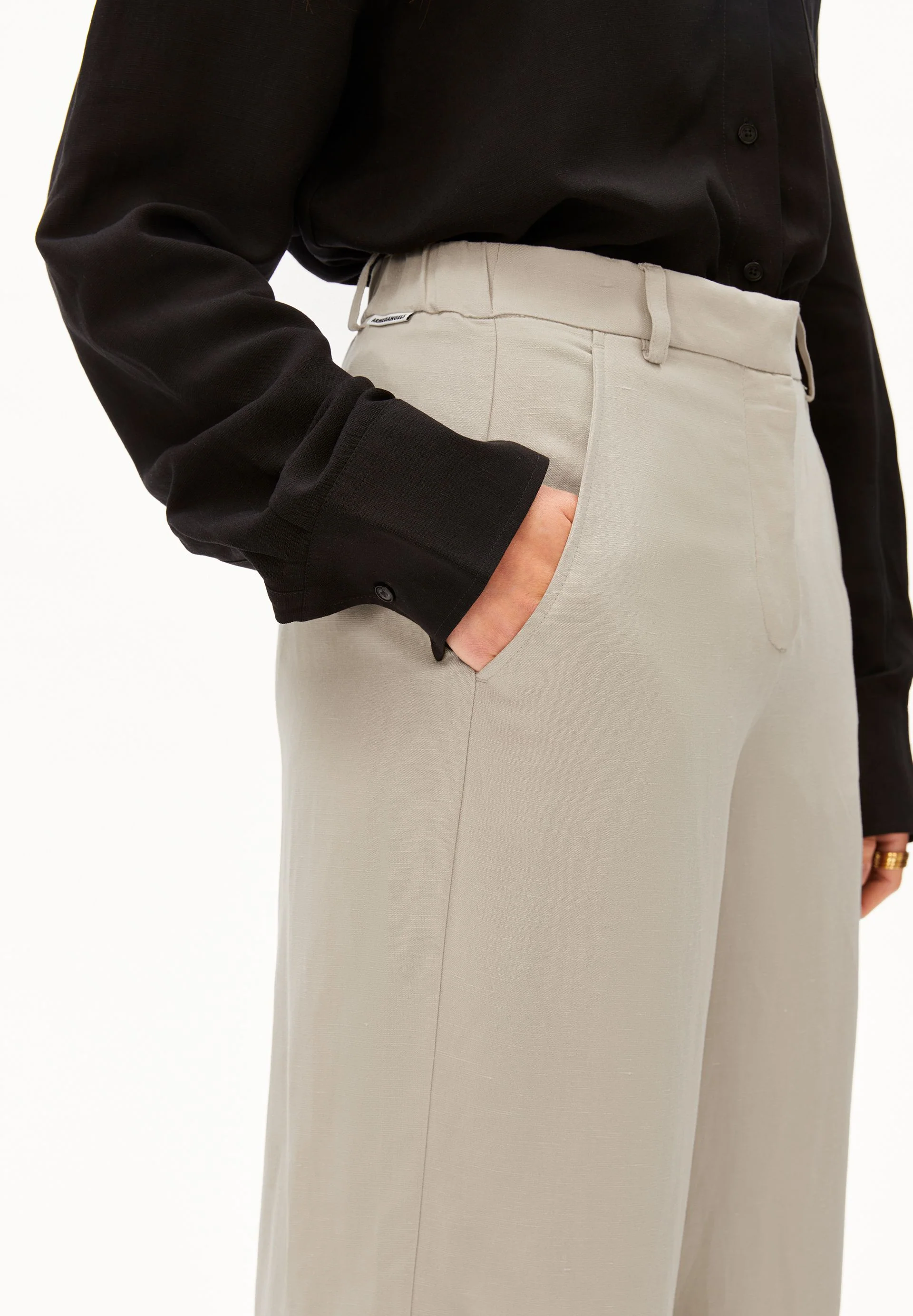CAARUNUS LINO HOSE | sandstone - Image 3