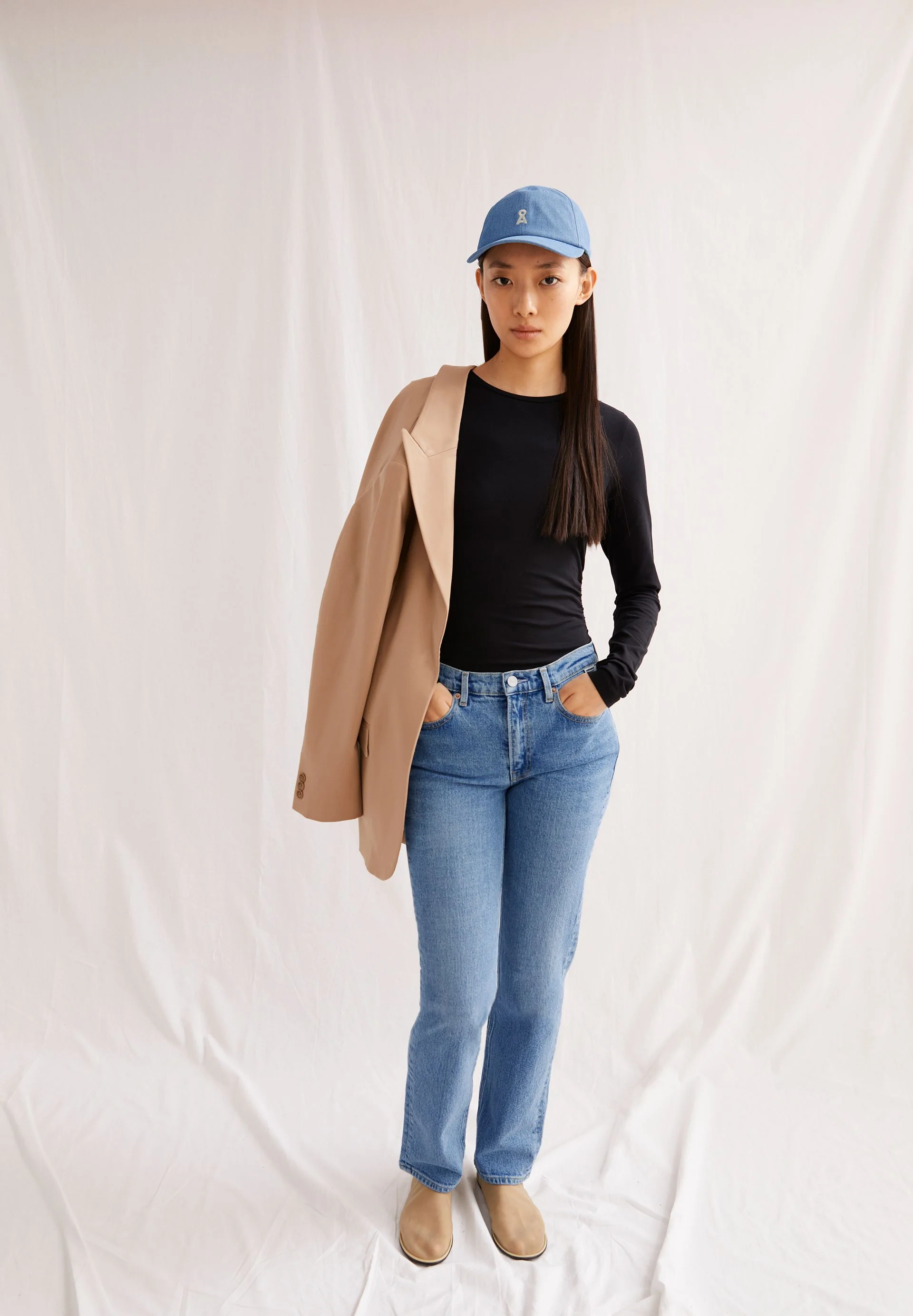 CARENAA MID WAIST STRAIGHT JEANS | capri - Image 4
