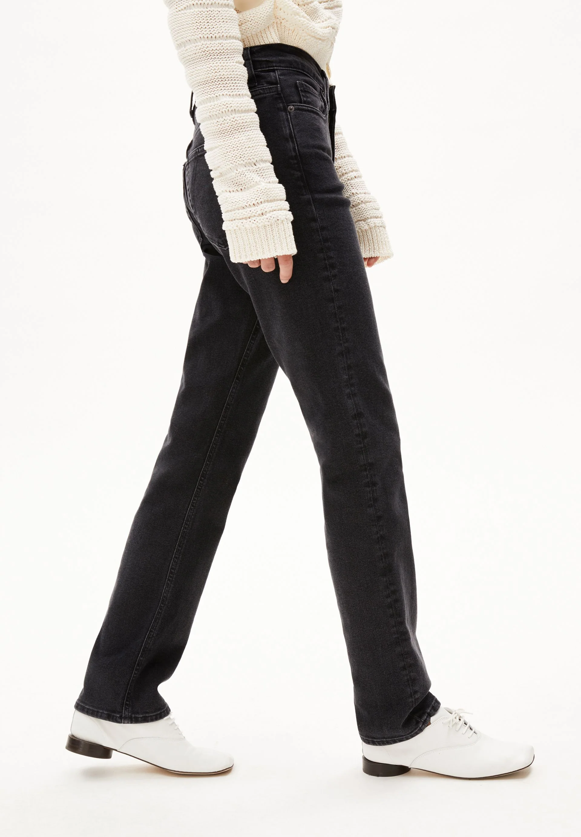 CARENAA MID WAIST STRAIGHT JEANS | ebony - Image 6