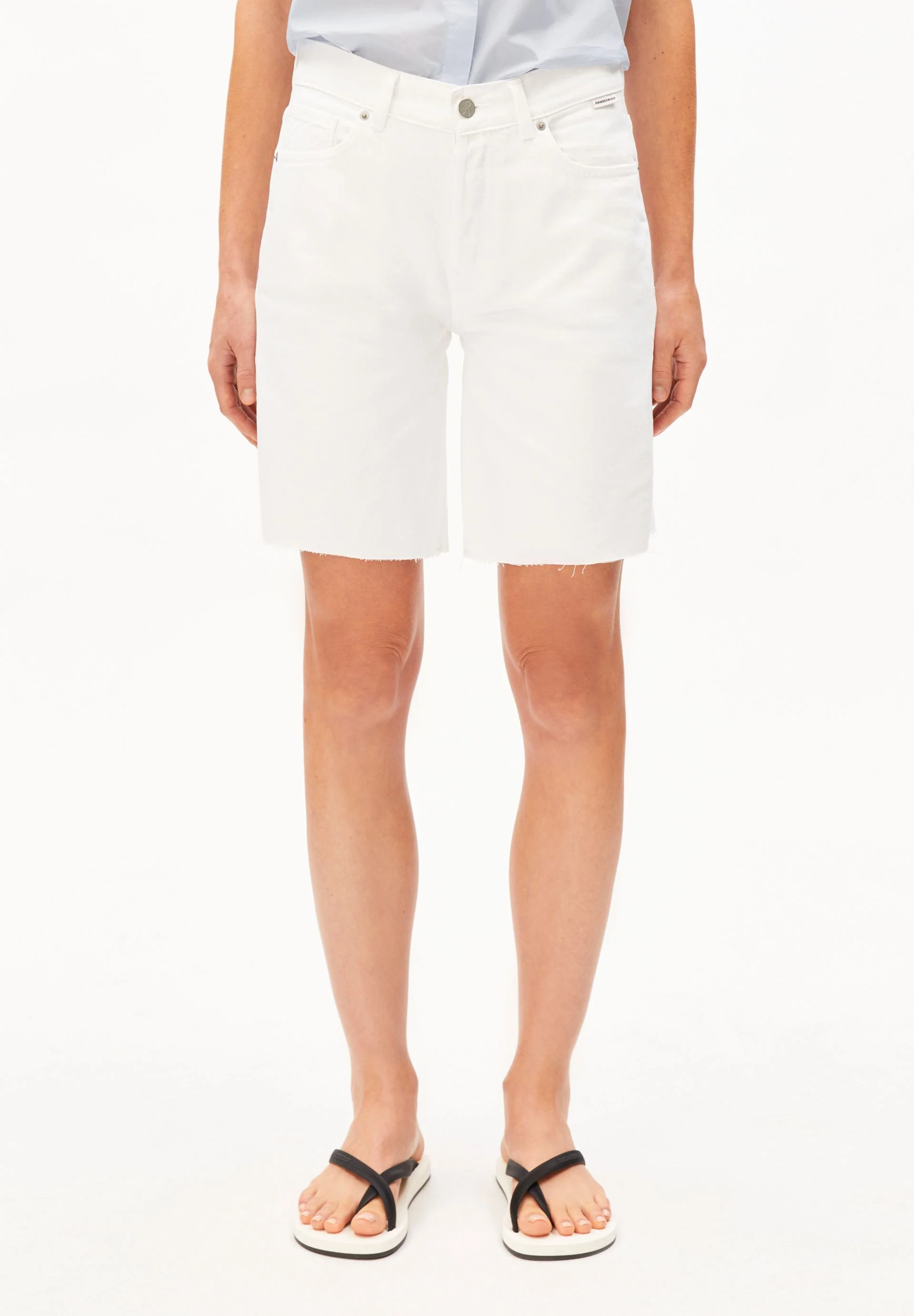 THAALINA MID WAIST JEANS-SHORTS | white