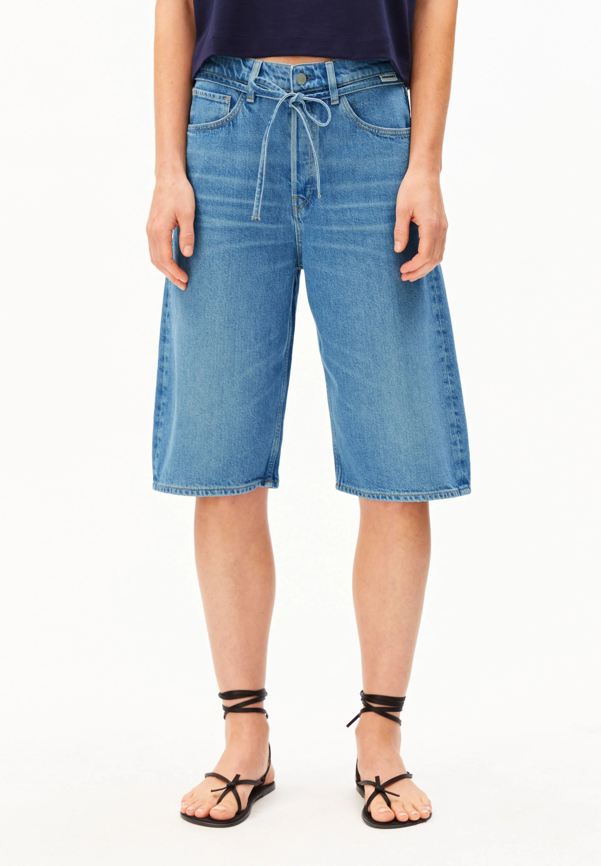 DAANY BAGGY JEANS-SHORTS