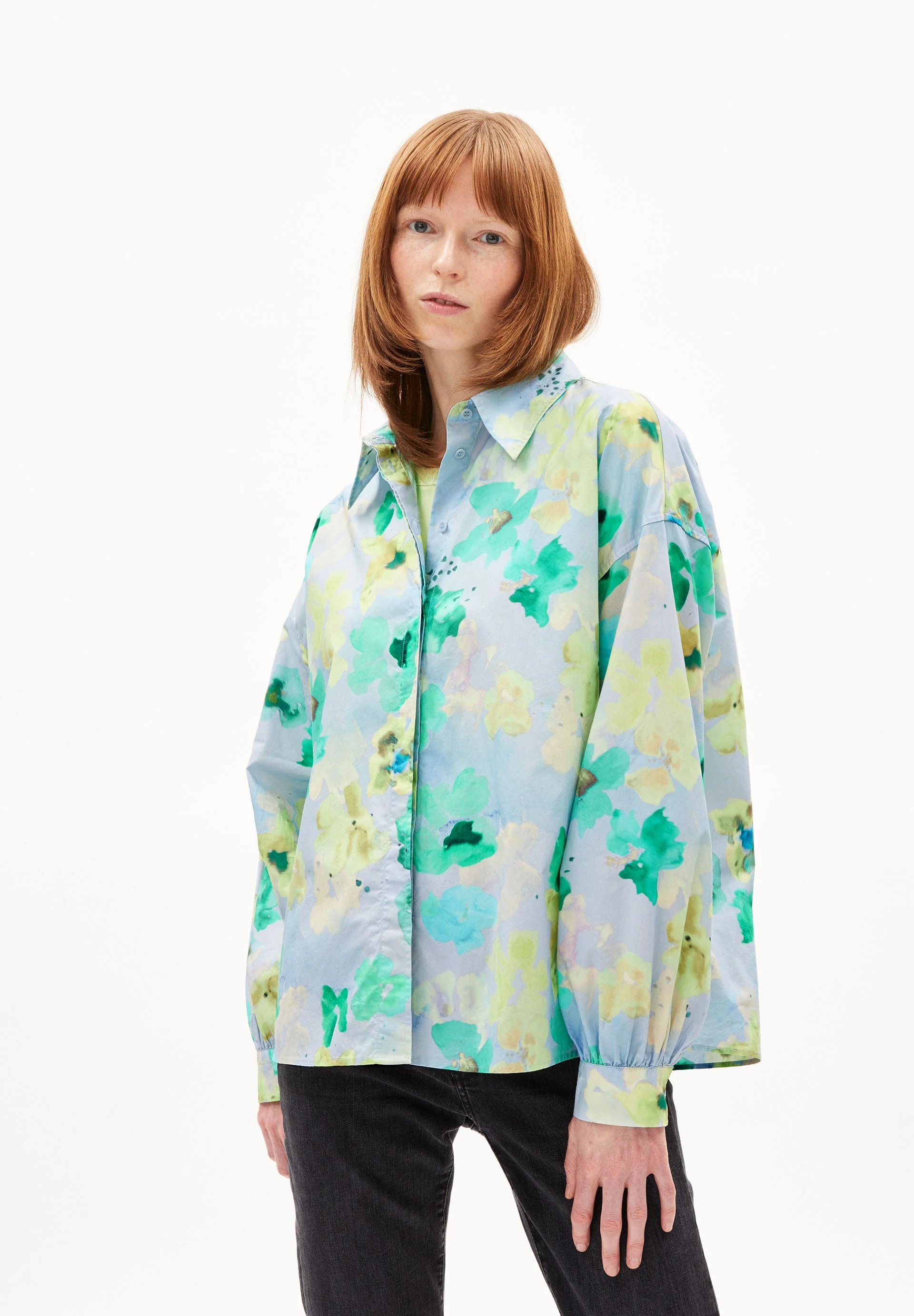 DAAPHNA AQUA FLORAL