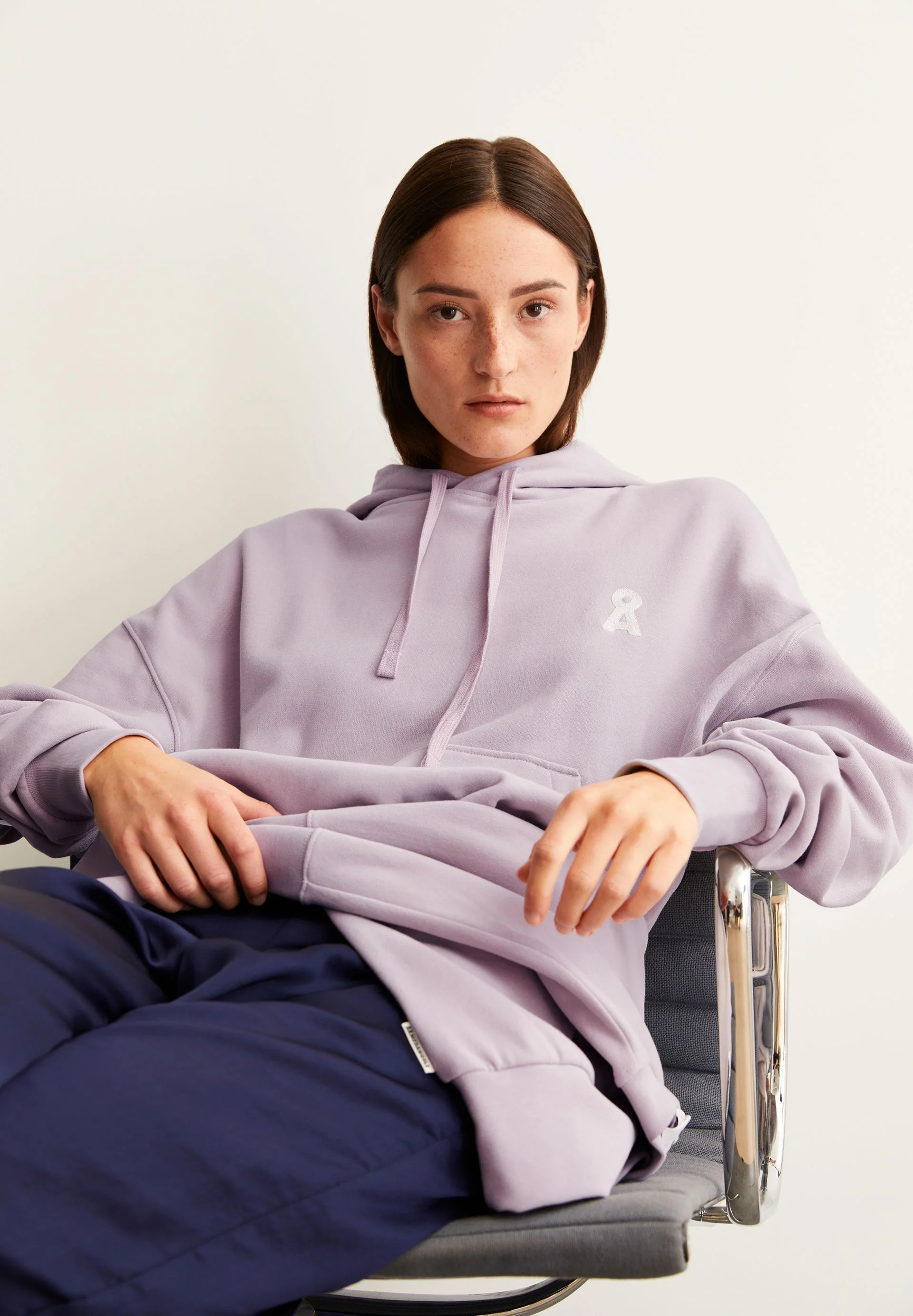 ICONIC Å FRANCISARAA HOODIE | ice grape - Image 4