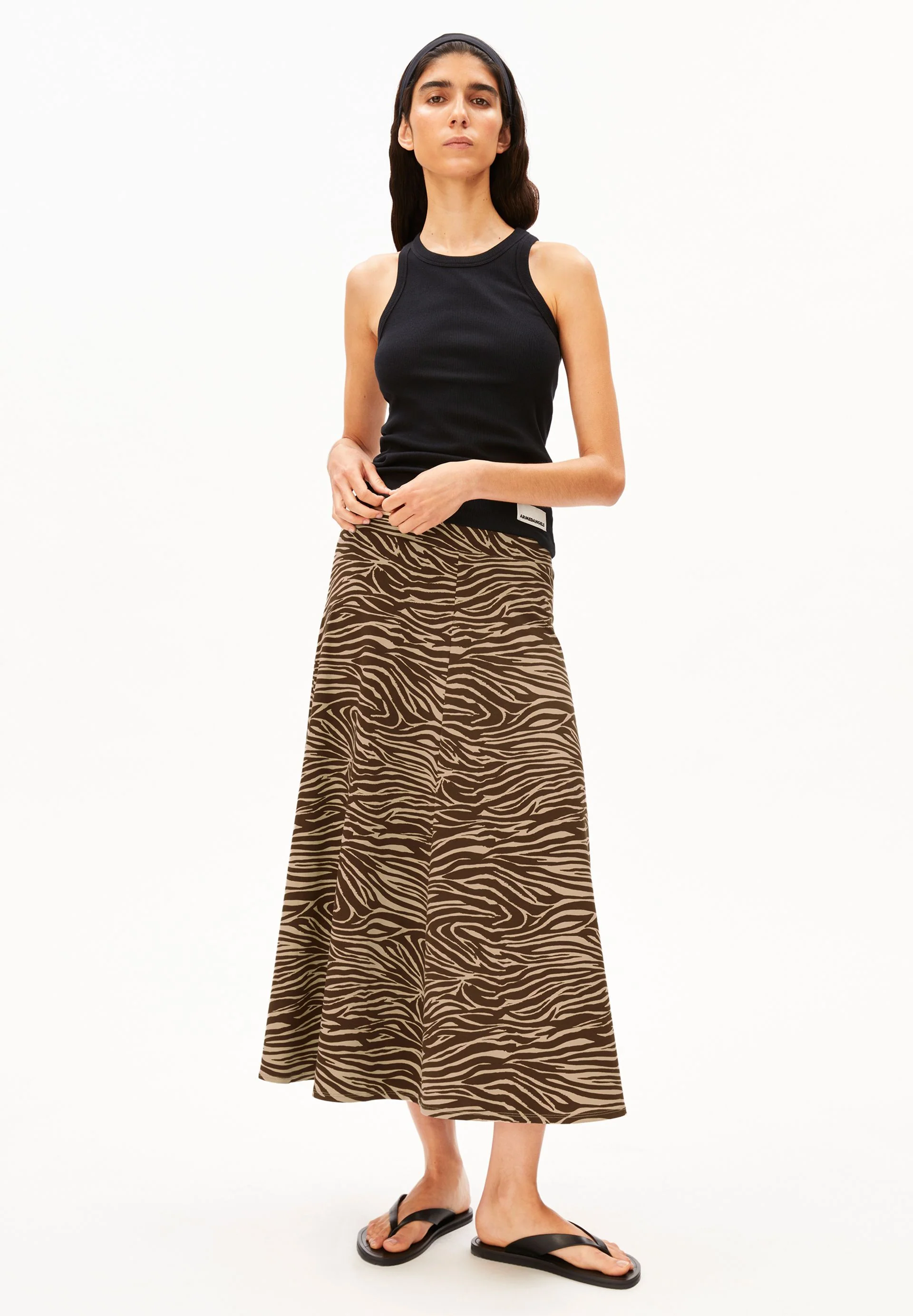 ILENIAA LARAA ZEBRA MUSTER | sandstone - Image 5