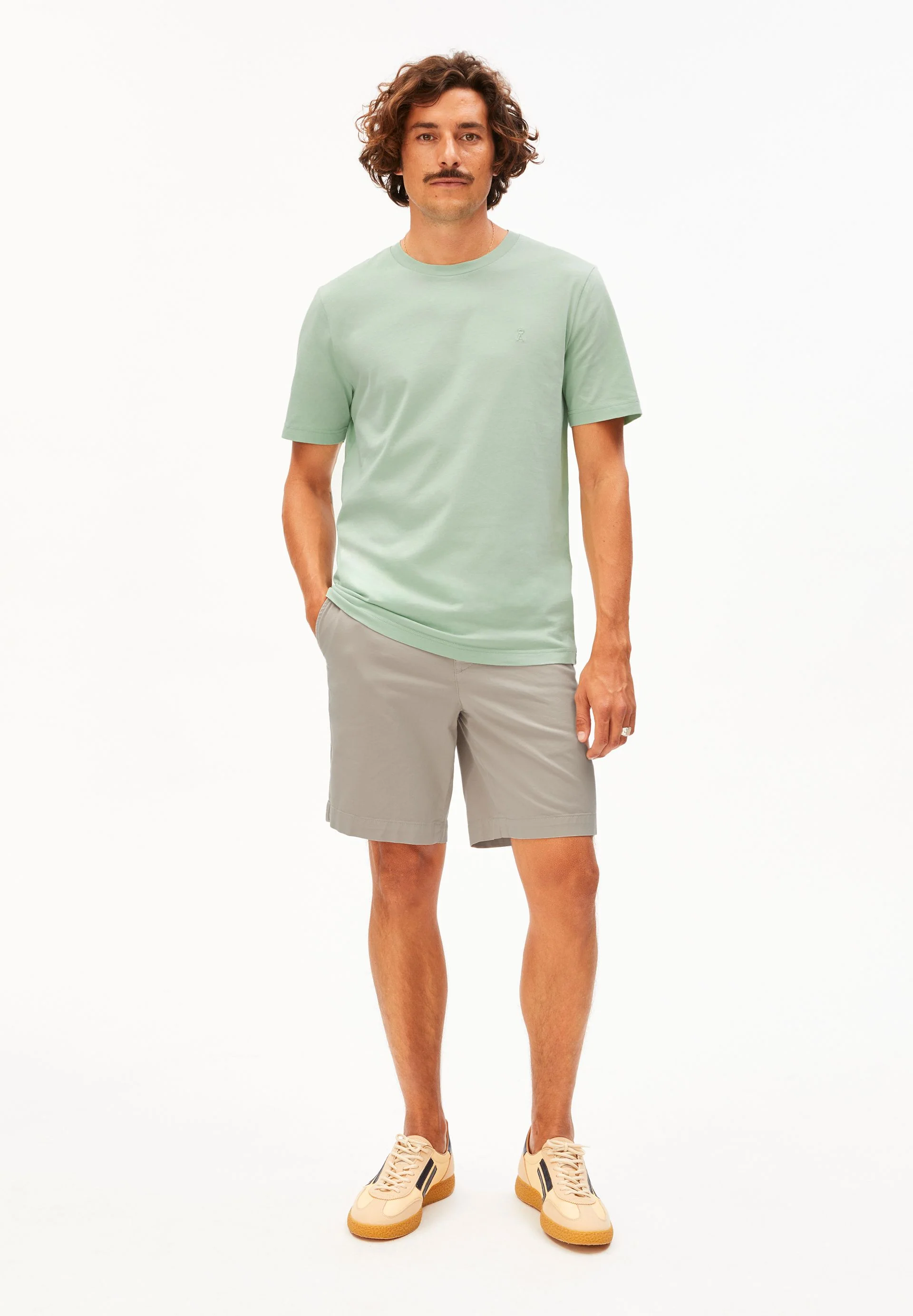 JAAMES T-SHIRT | foam - Image 5
