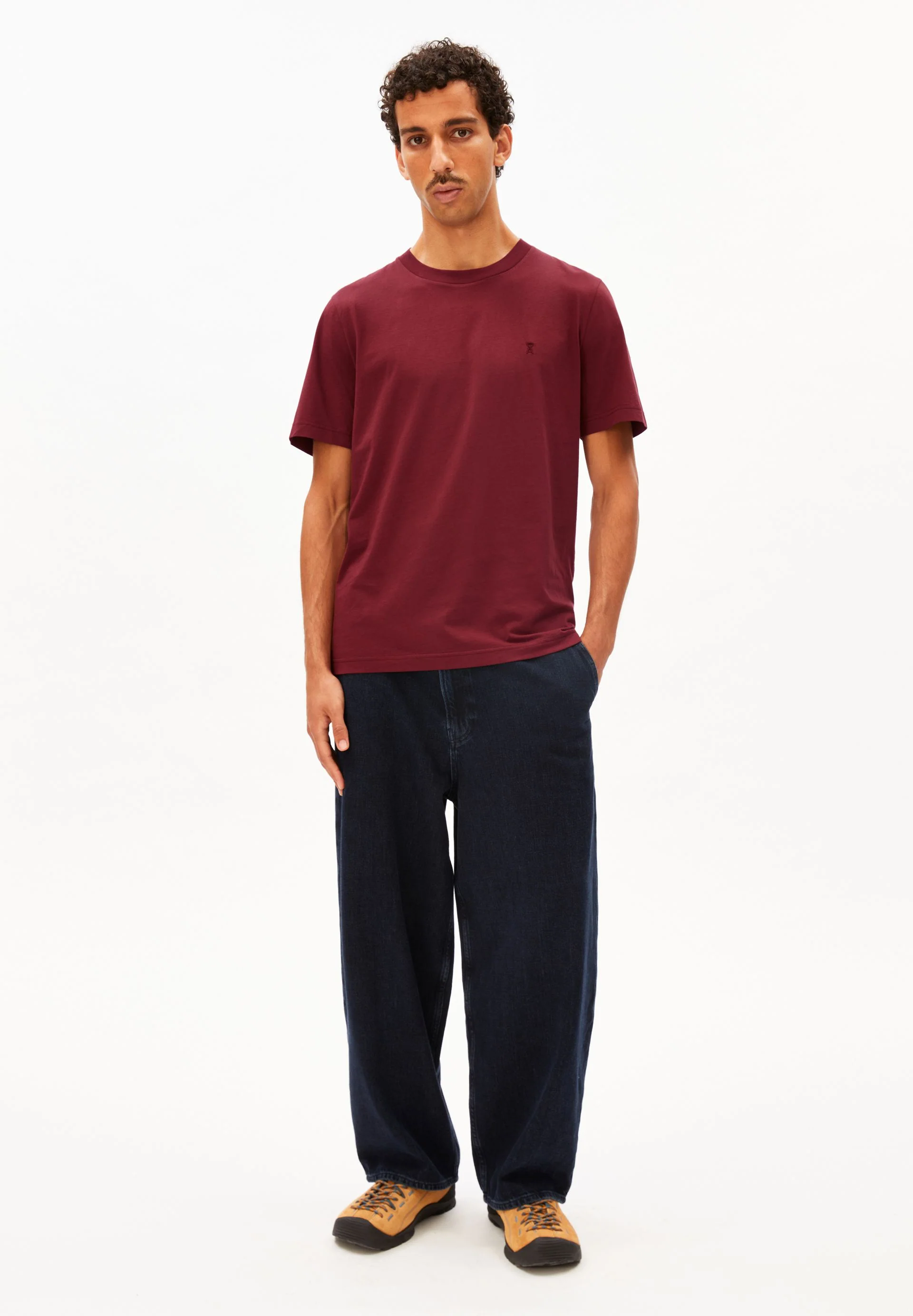 JAAMES T-SHIRT | velvet red - Image 5