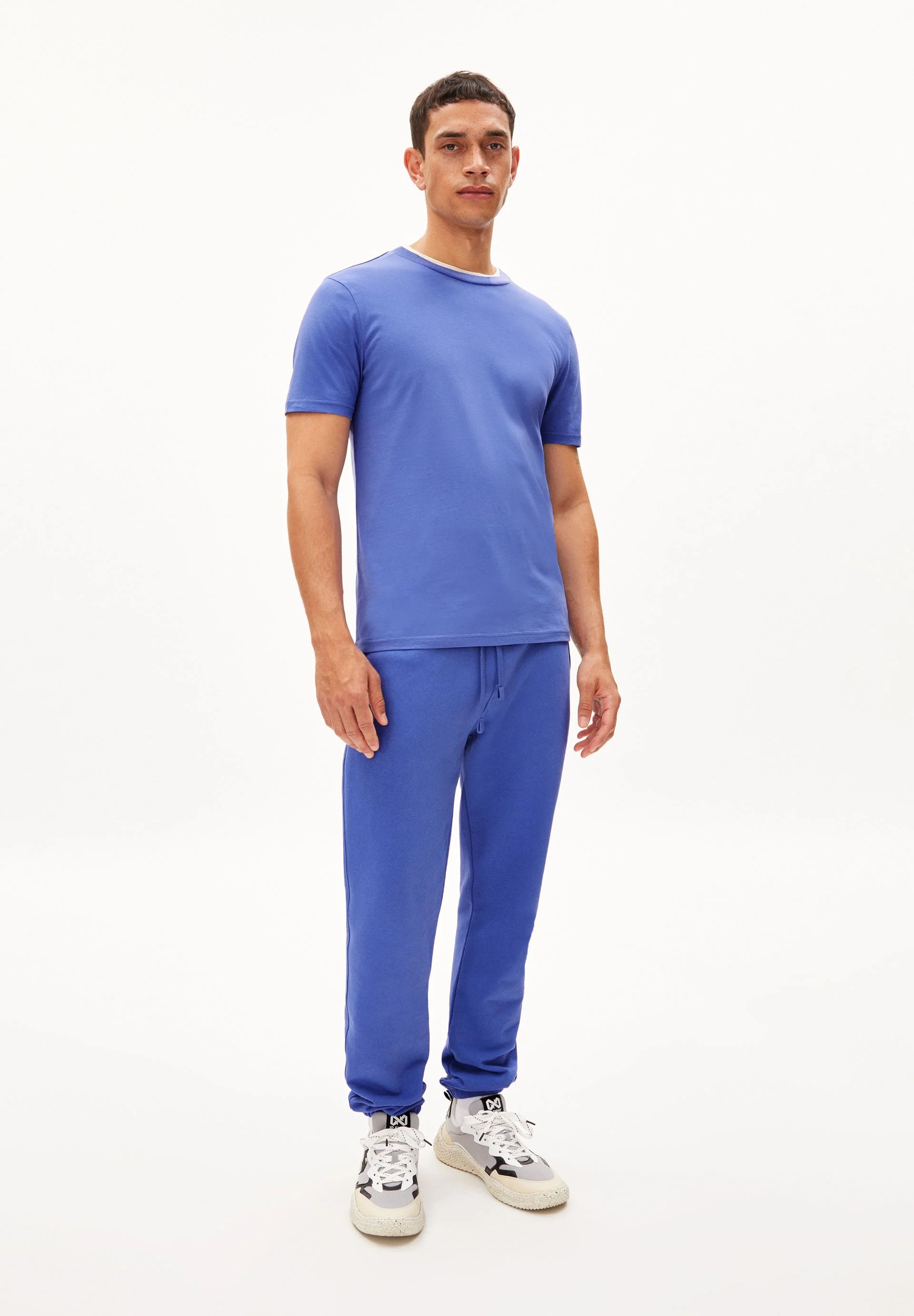 JAAMES T-SHIRT | vibrant violet - Image 5