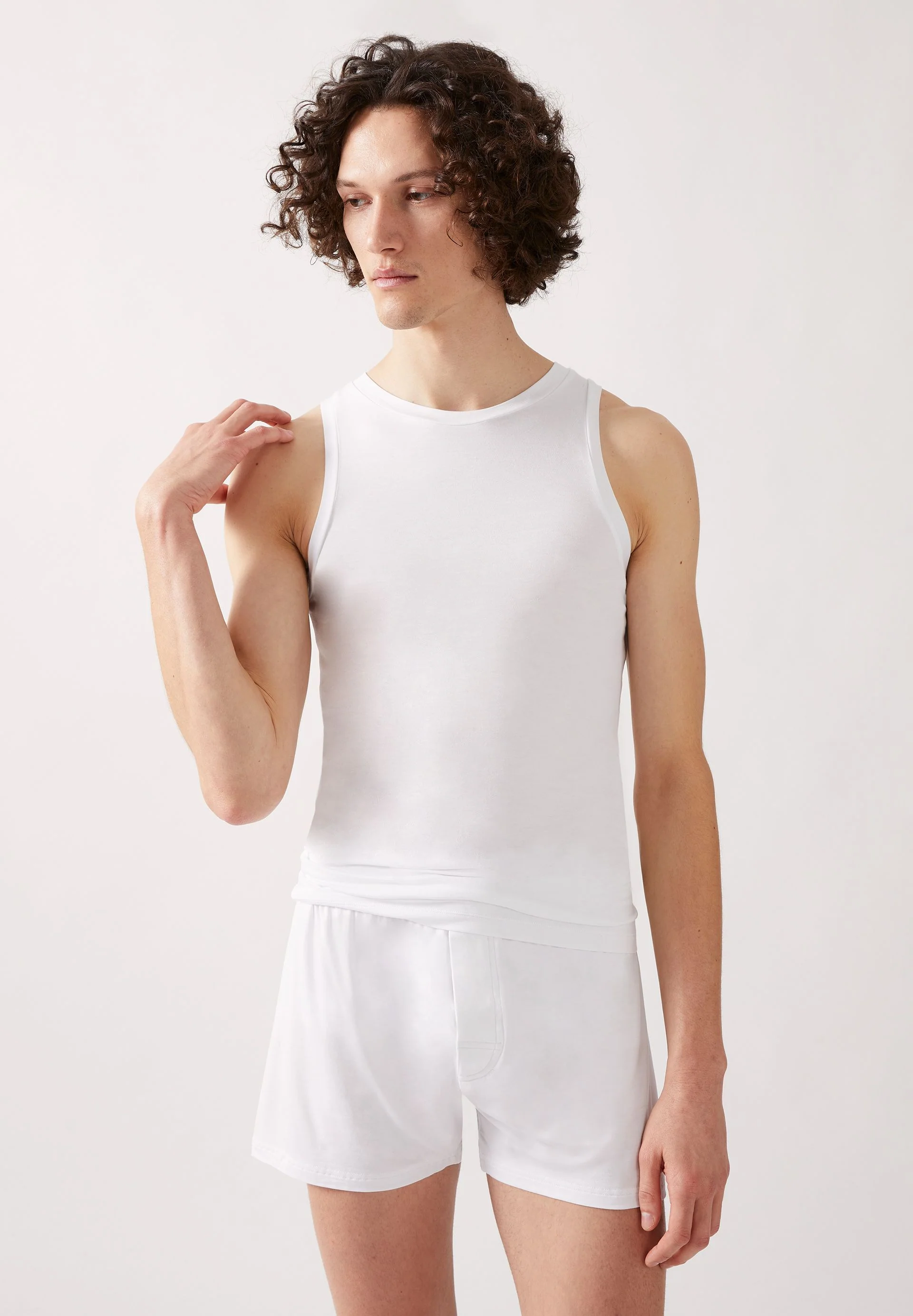 JAANNO | white