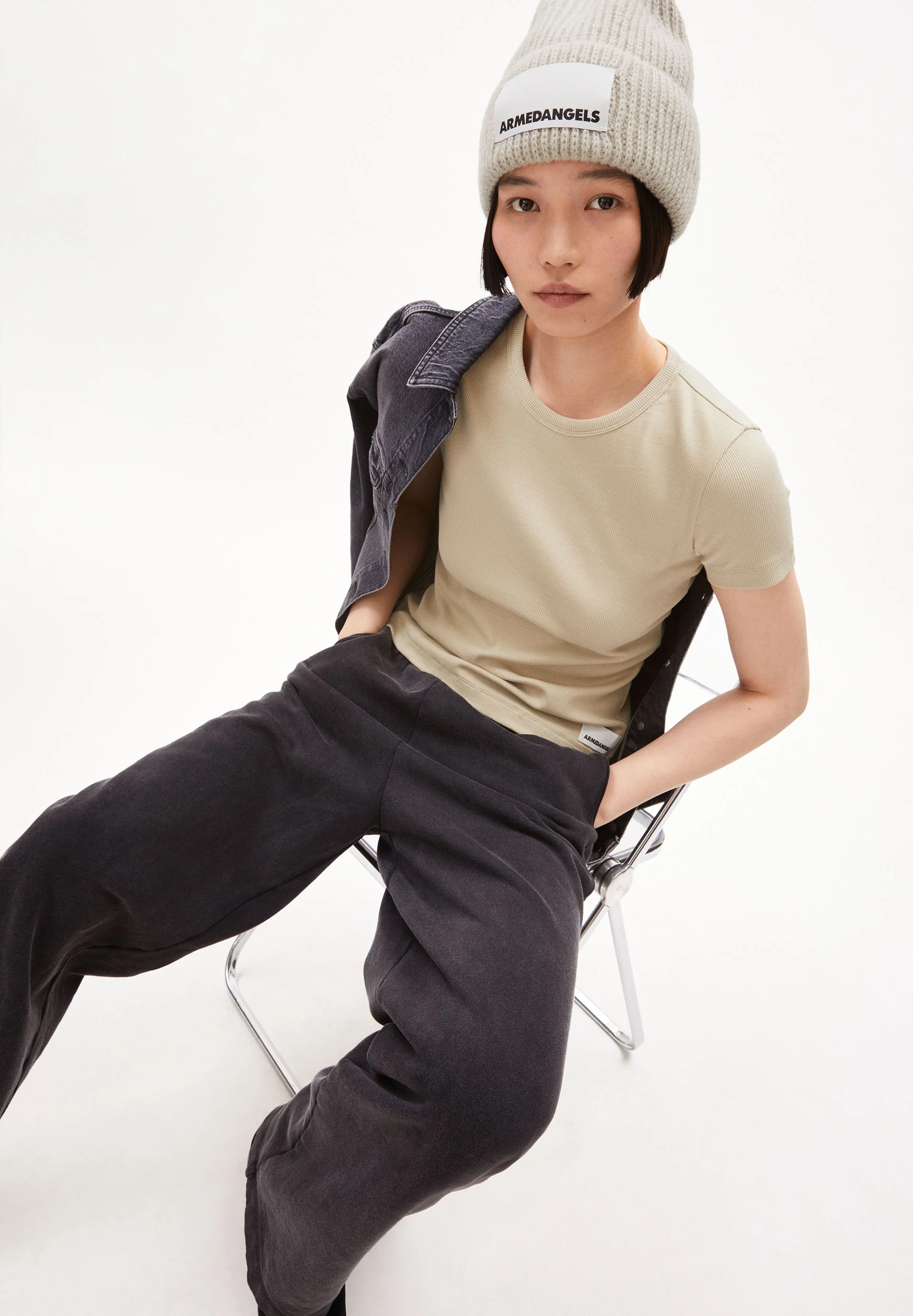 KARDAA T-SHIRT | gravel - Image 4