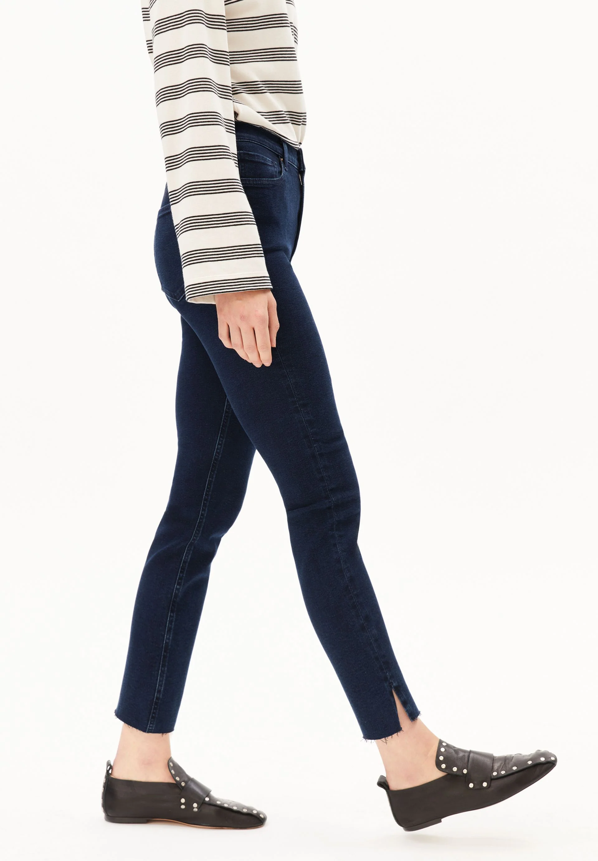 LEJAANI HIGH WAIST SLIM JEANS | gloaming - Image 6