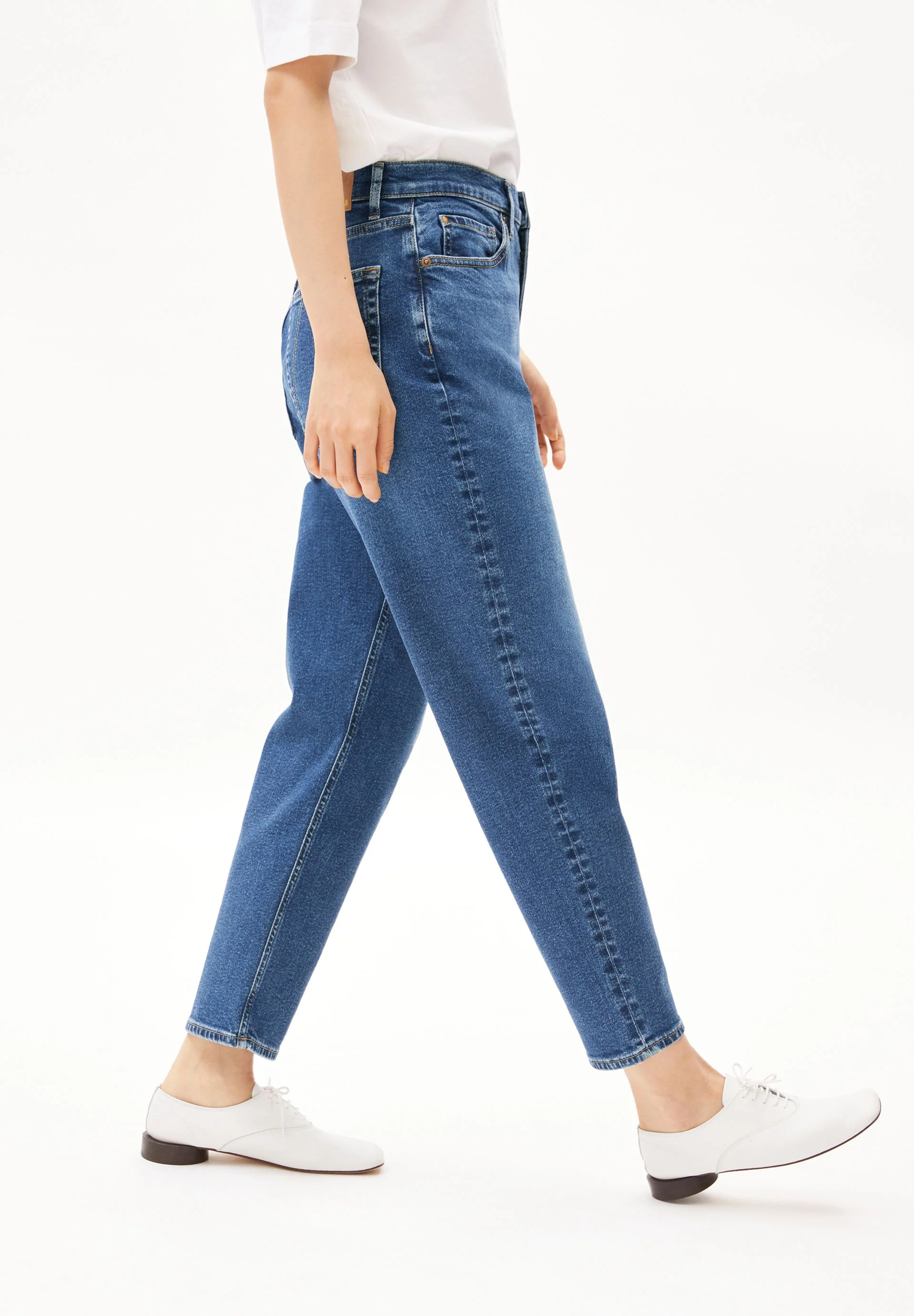 MAIRAA HIGH WAIST MOM JEANS | carme - Image 6