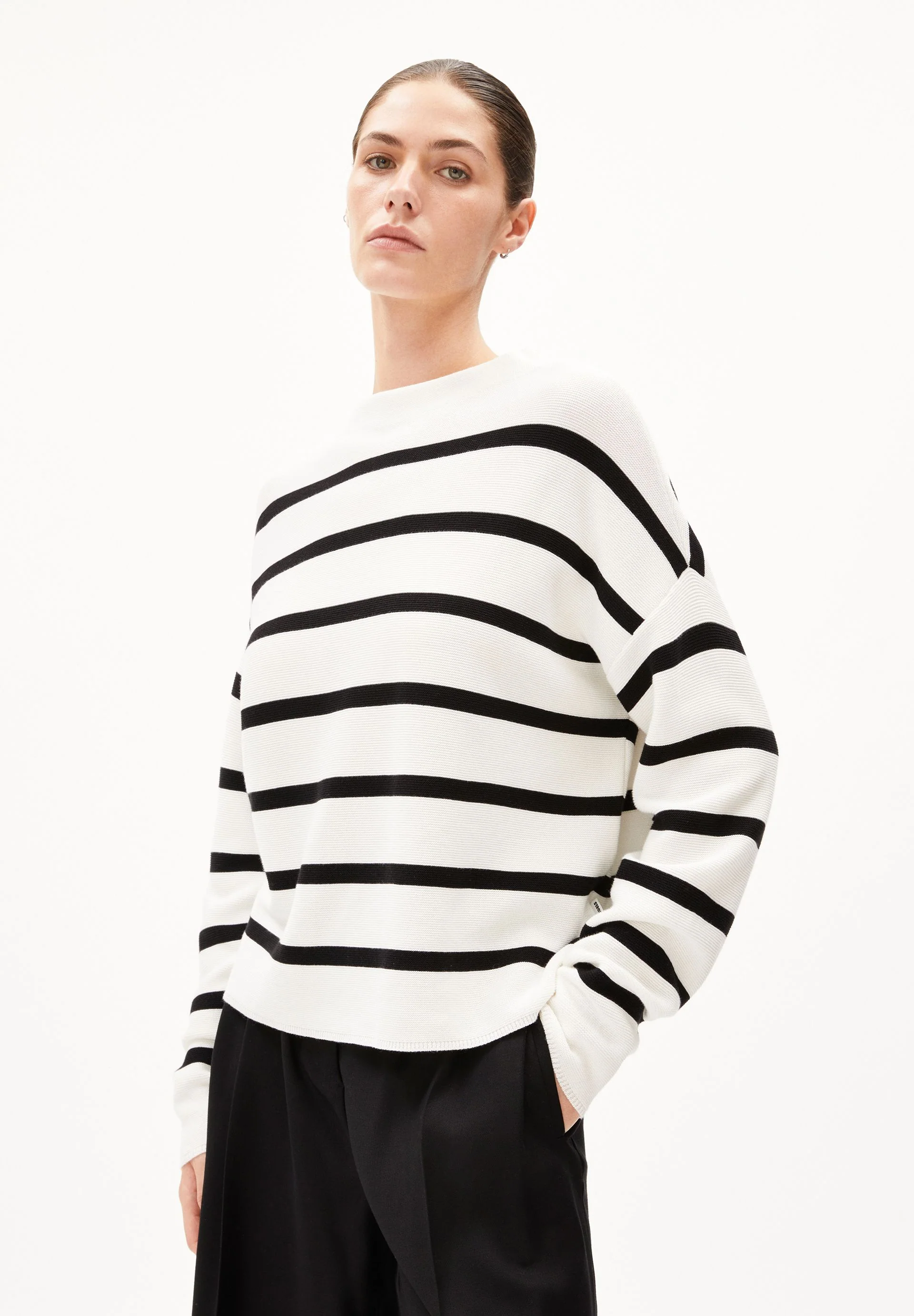 MERINAA STRIPES