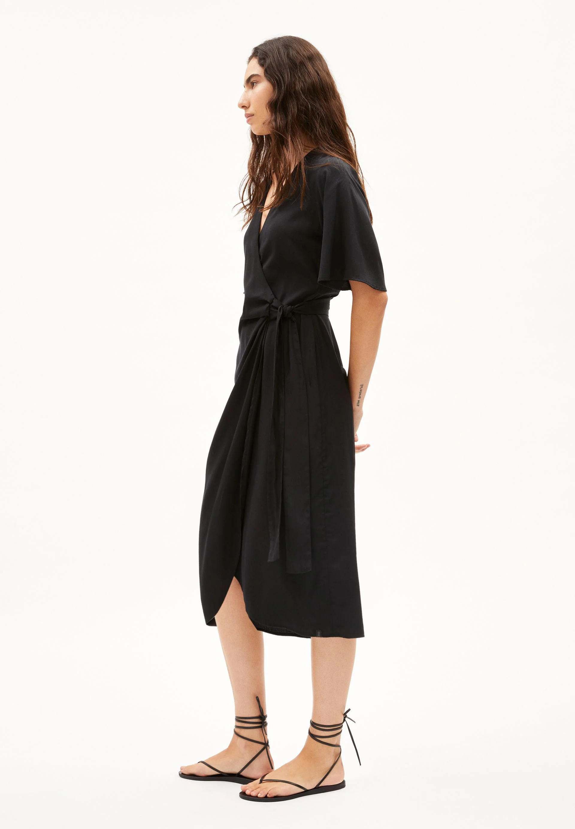 NATAALE | black