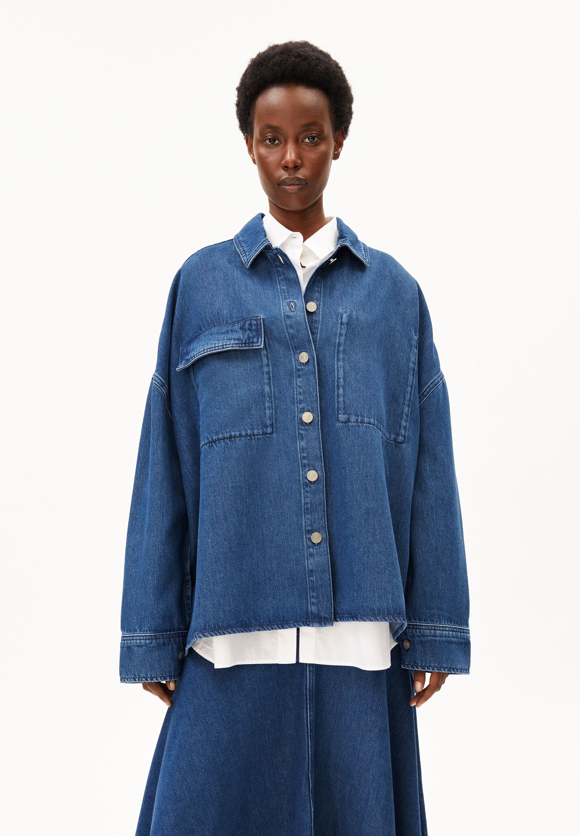 OVERSIZED JEANSBLUSE