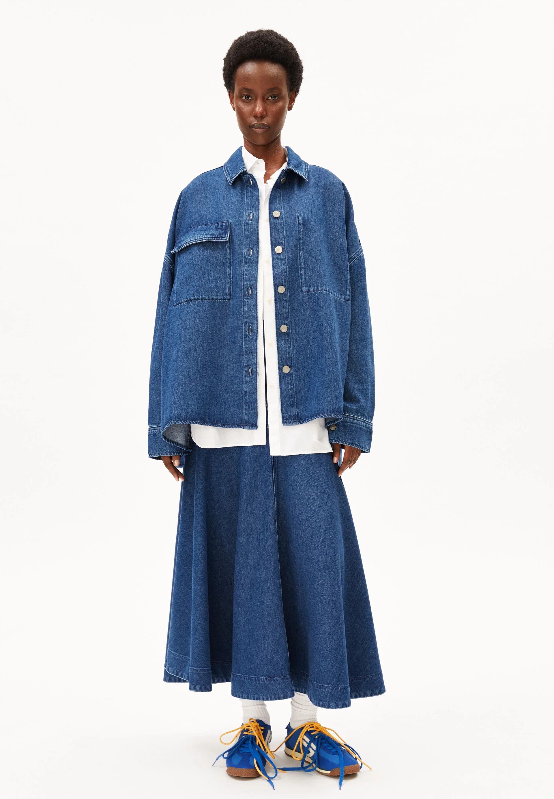OVERSIZED JEANSBLUSE | bright blue - Image 5