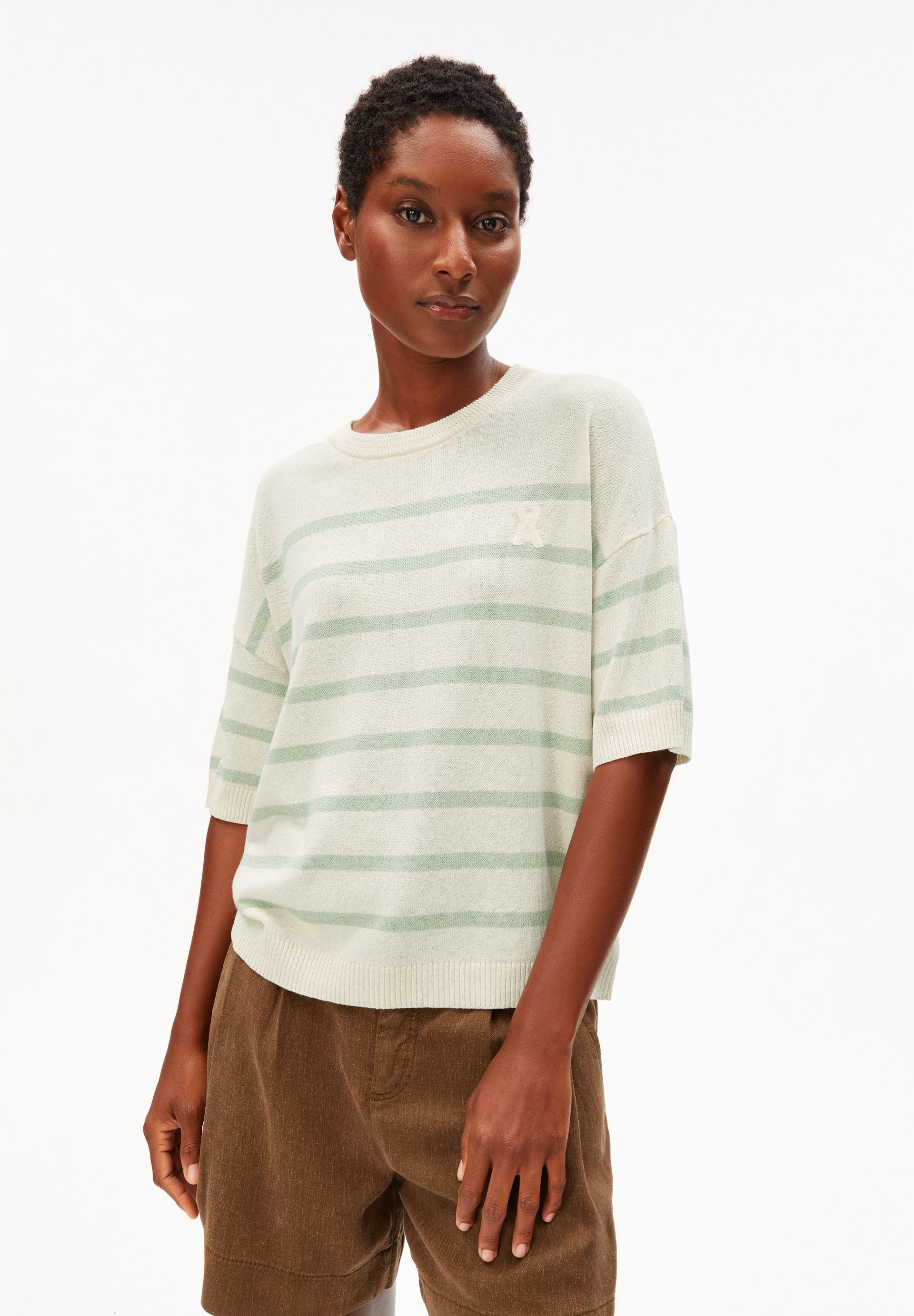 GESTREIFTER LEINEN-MIX PULLOVER | undyed-foam