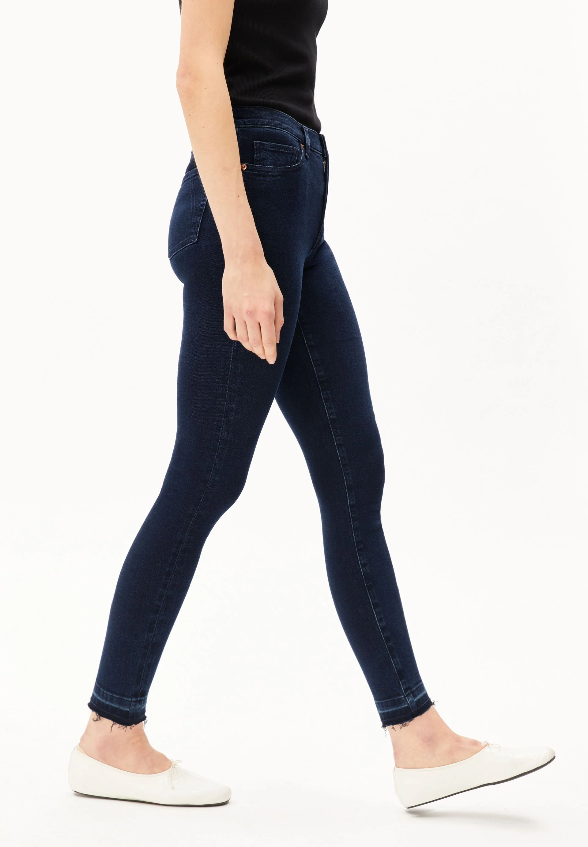 TILLAA MID WAIST SKINNY JEANS | gloaming - Image 6