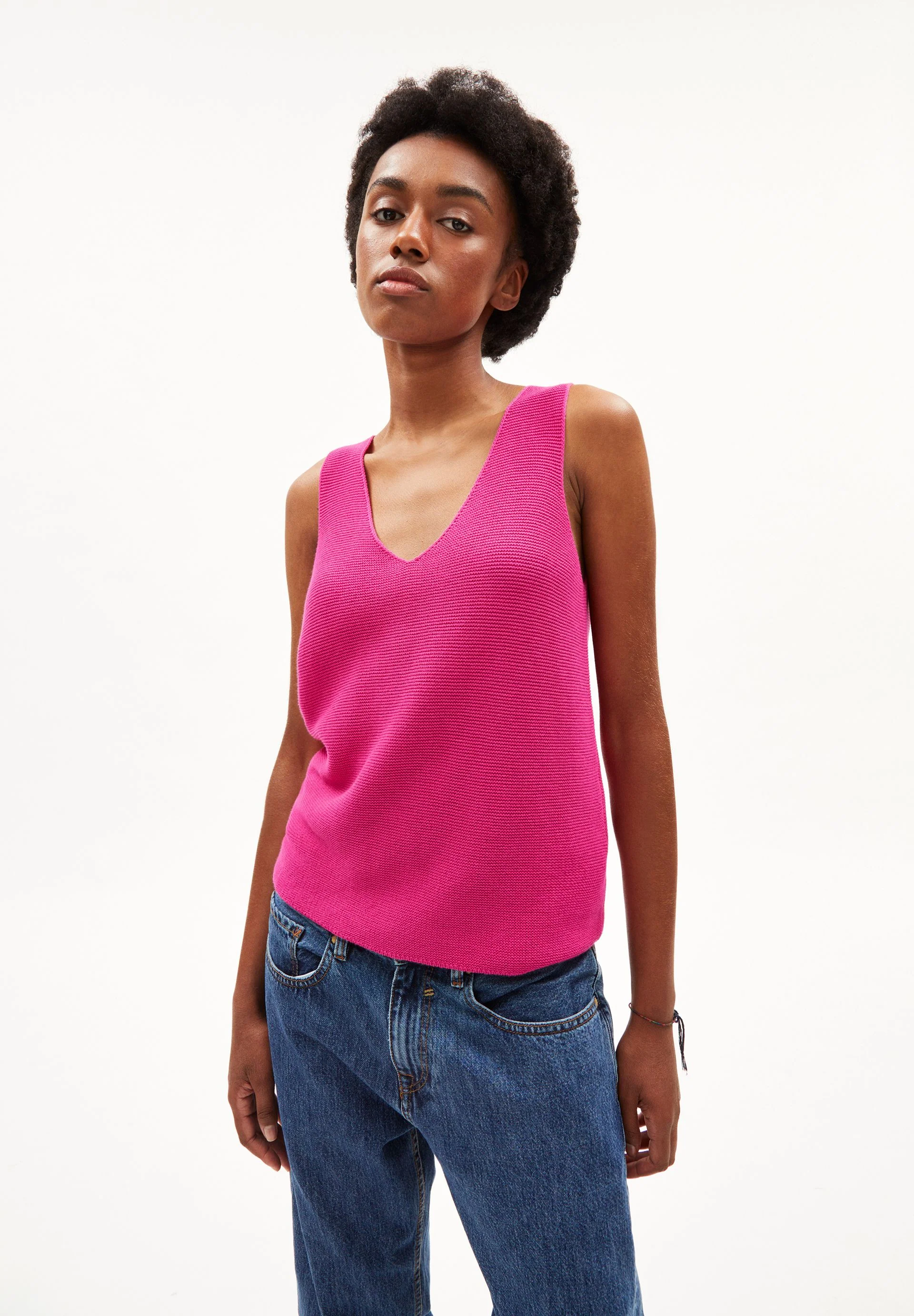 WILMAA | bright raspberry